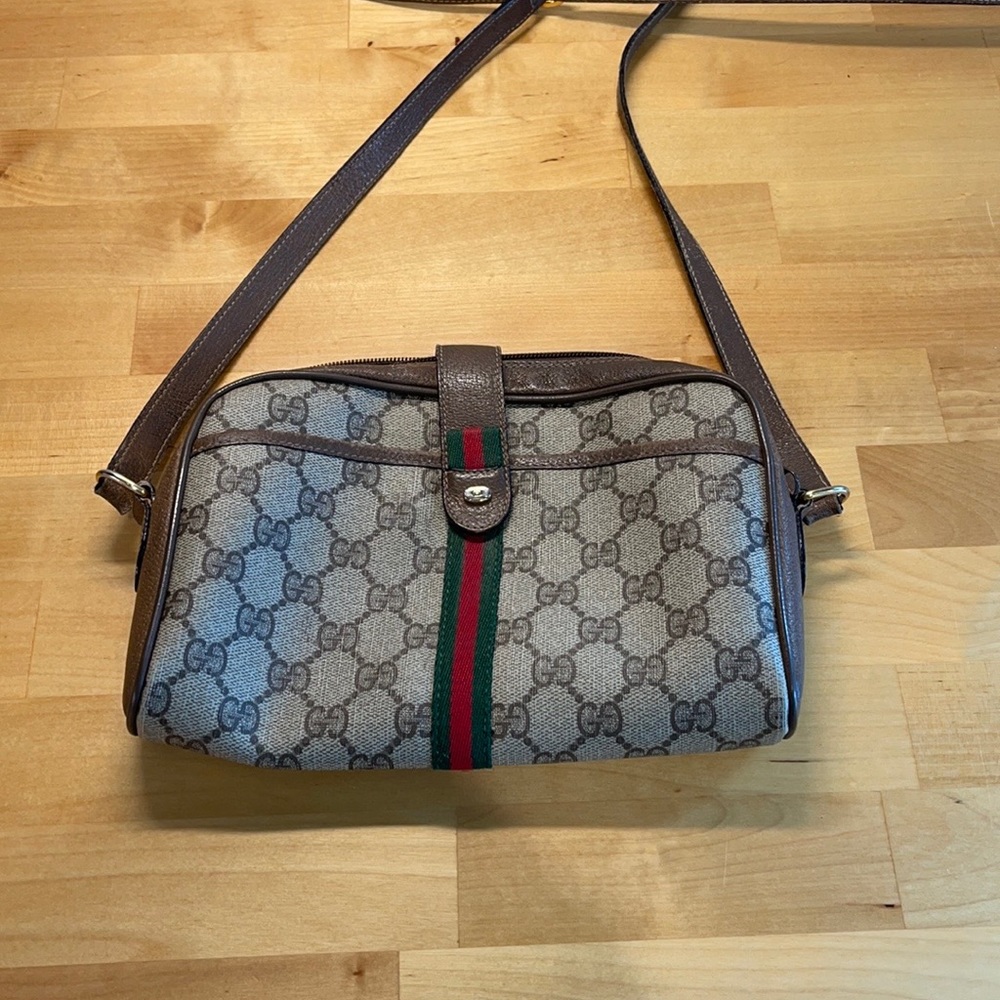 Gucci cross body